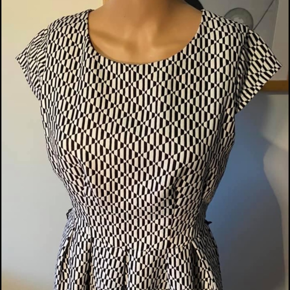 Hi There From Karen Walker black and white dress - Picture 2 of 5
